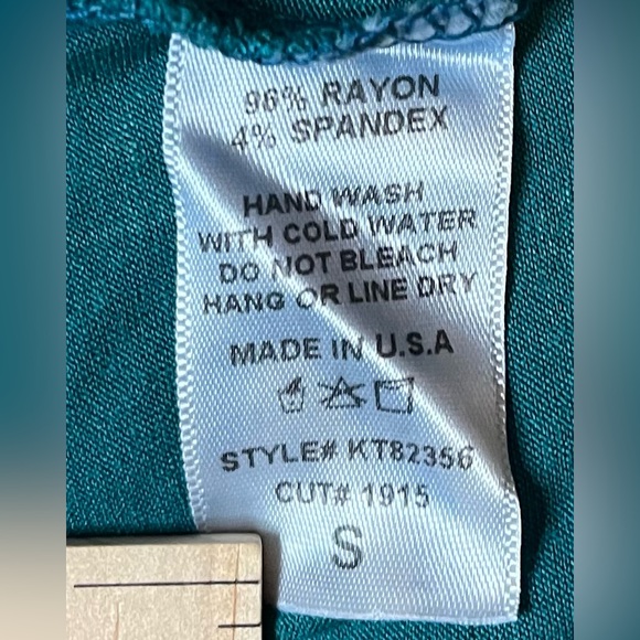 Blue Buttercup Fringe Washed Turquoise Top size S - Picture 8 of 8